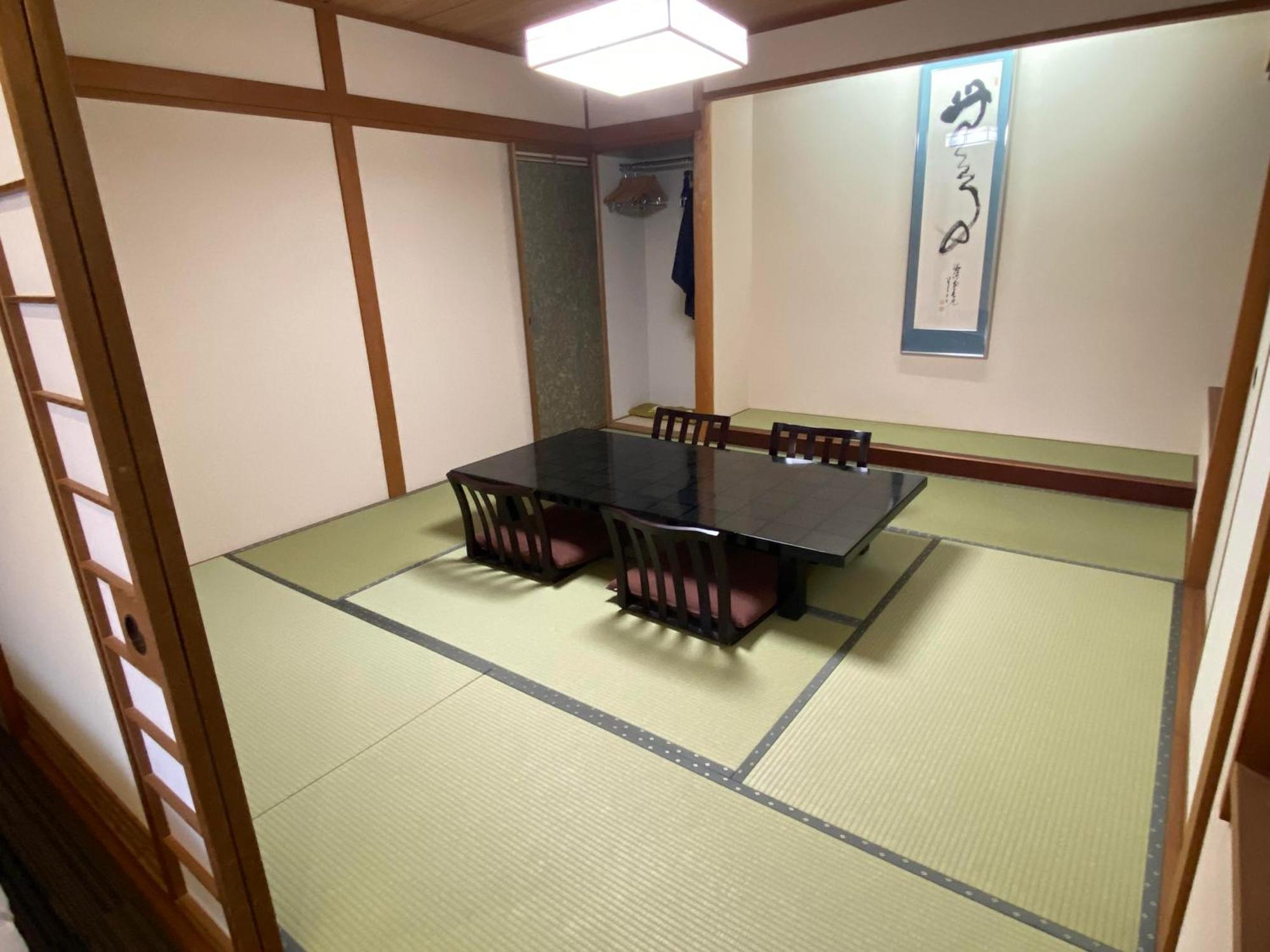 Hirayukan Такаяма Номер фото